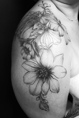fleur_epaule